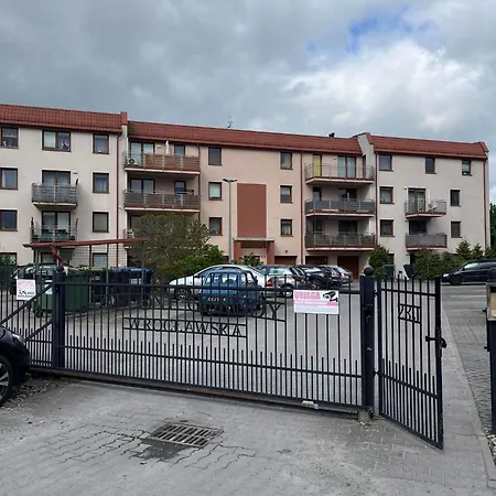 Enea Z Balkonem 公寓